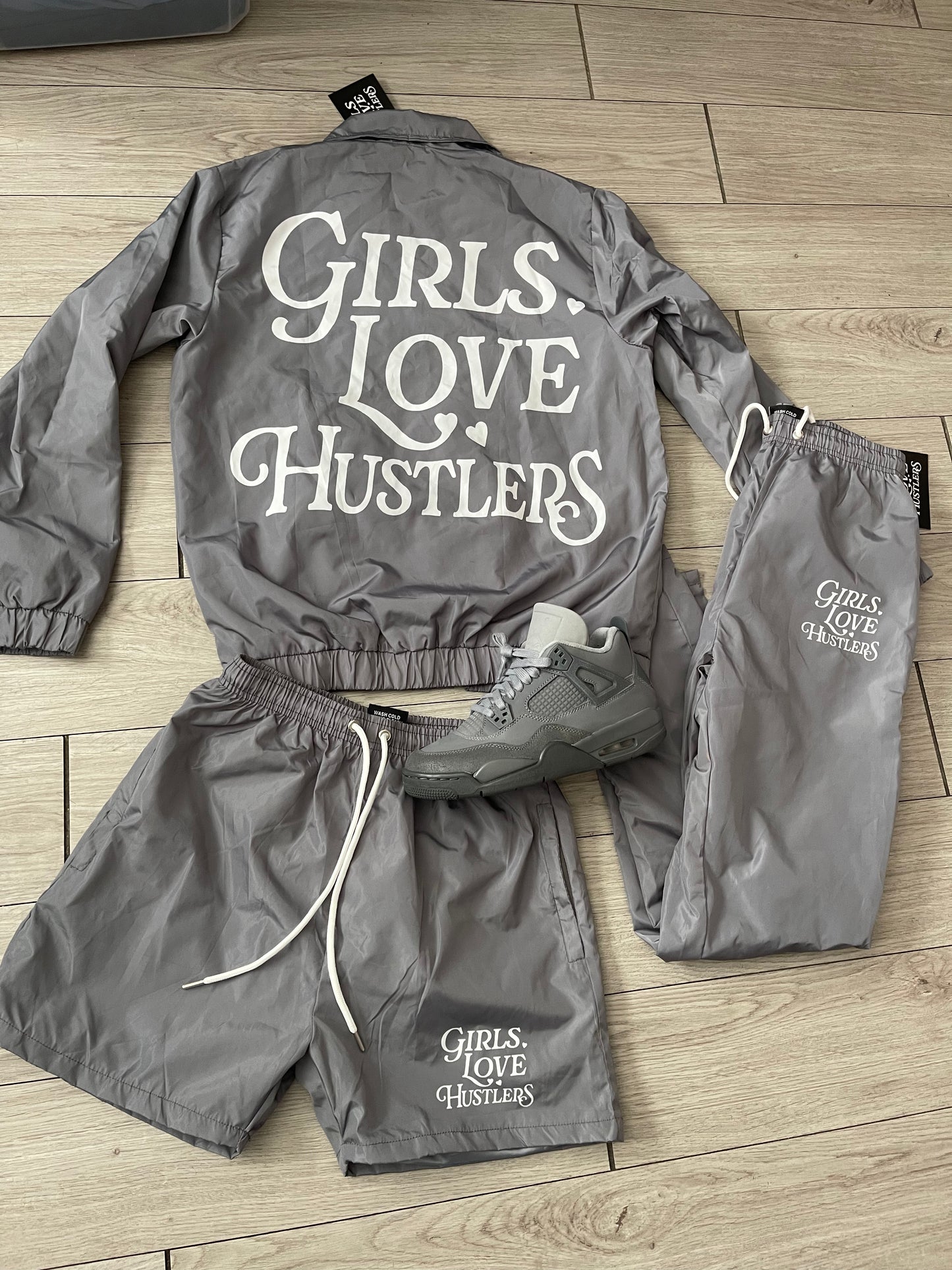 Girls Love Hustlers Windbreakers