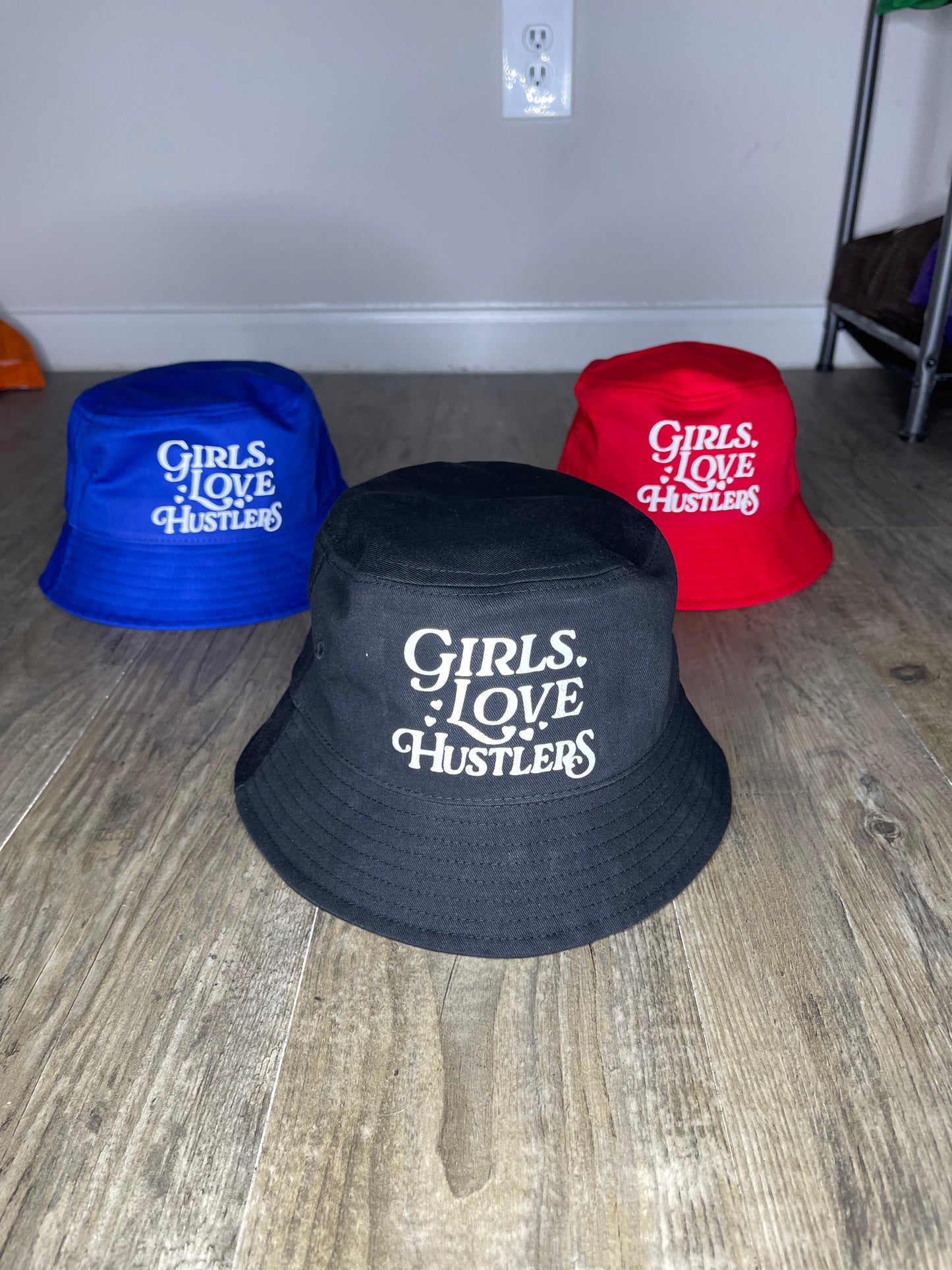 Girls Love Hustlers Bucket hats