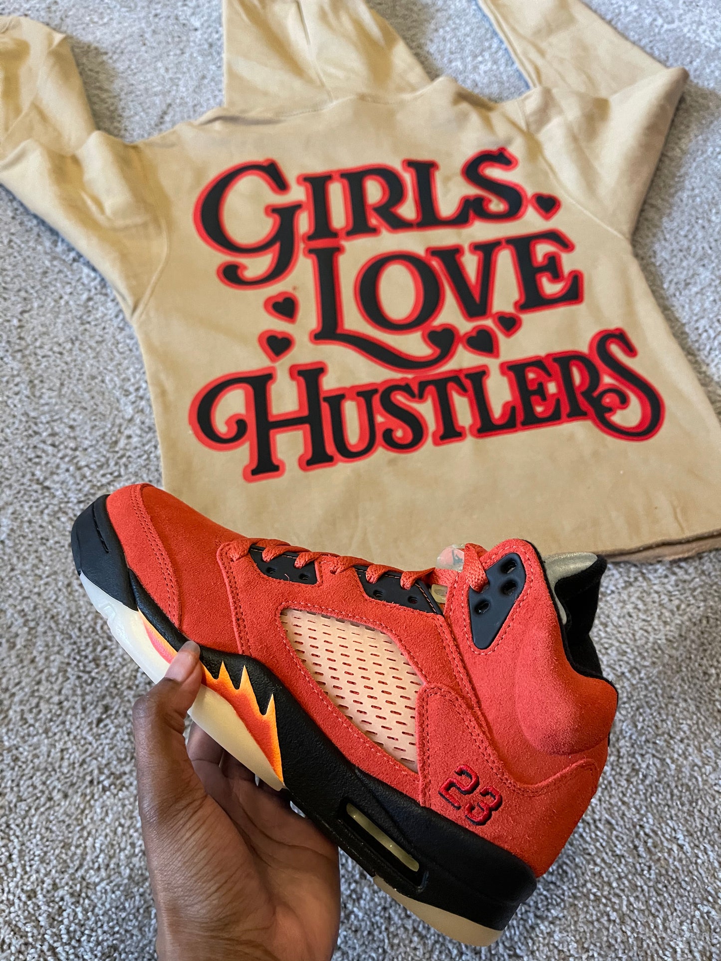 Girls Love Hustlers